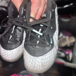 Nike Kids Black and White Sneakers